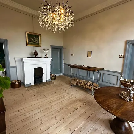 Estrup Hovedgaard Vejen