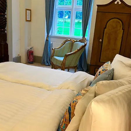 Hotel Estrup Hovedgaard *