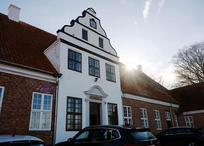 Hotel Estrup Hovedgaard *